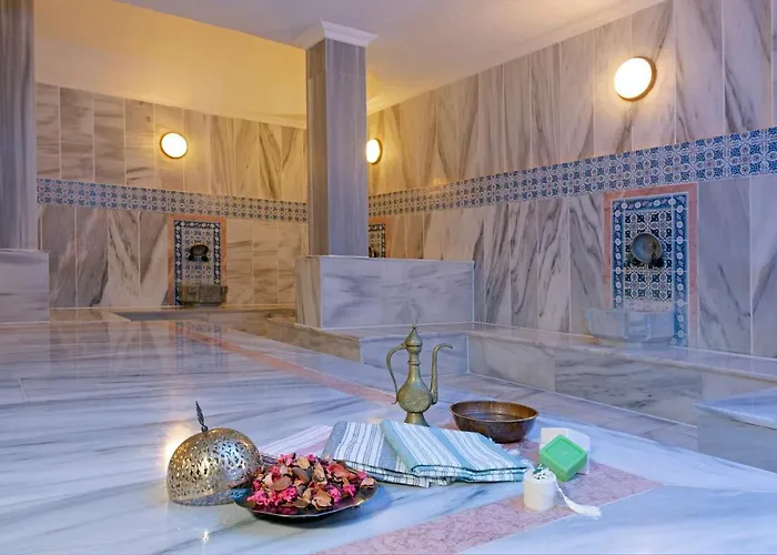 Hotel Club Paradiso 5*