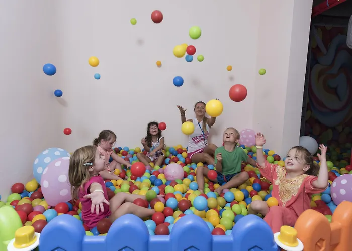 Club Paradiso 阿拉尼亚