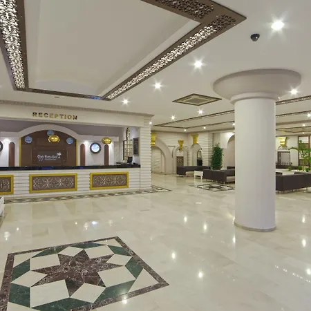 Club Paradiso 5* 阿拉尼亚