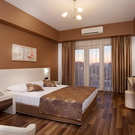 Club Paradiso Hotel 5*