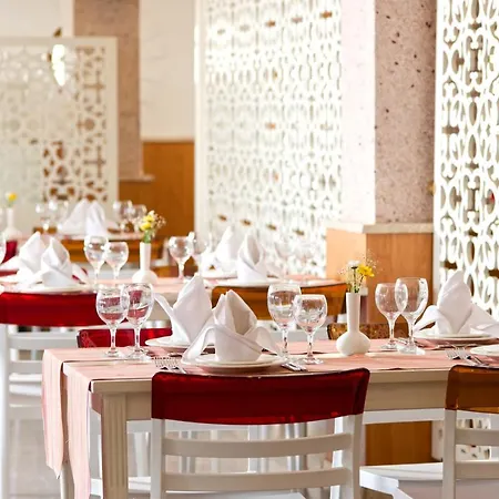 Club Paradiso 5*