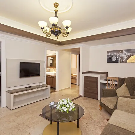 Club Paradiso Ξενοδοχείο 5*