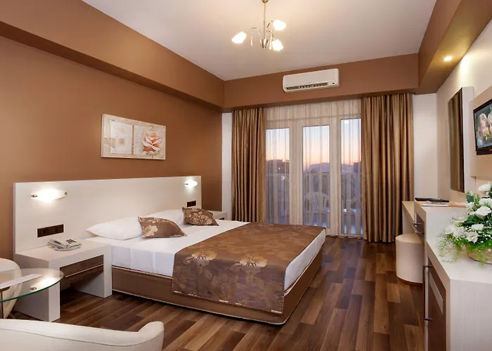 Club Paradiso Hotel 5*